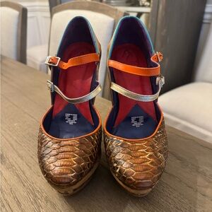 Altura Siete High Heels Size 4UK Size 6.5 US) Cream/Brown